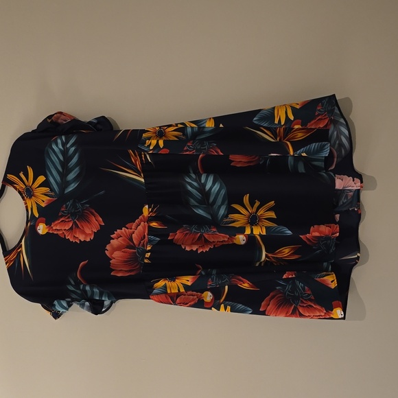 Dresses & Skirts - Women’s Babydoll Dress | Size XL | Blue Floral Parrot Print